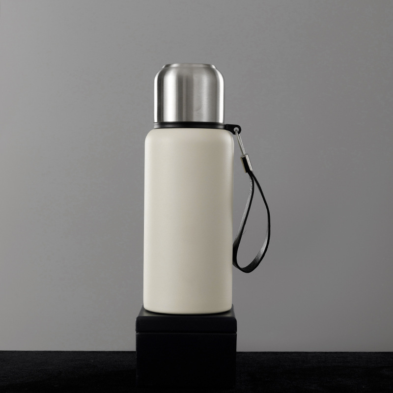 PG Water bottle DL223005